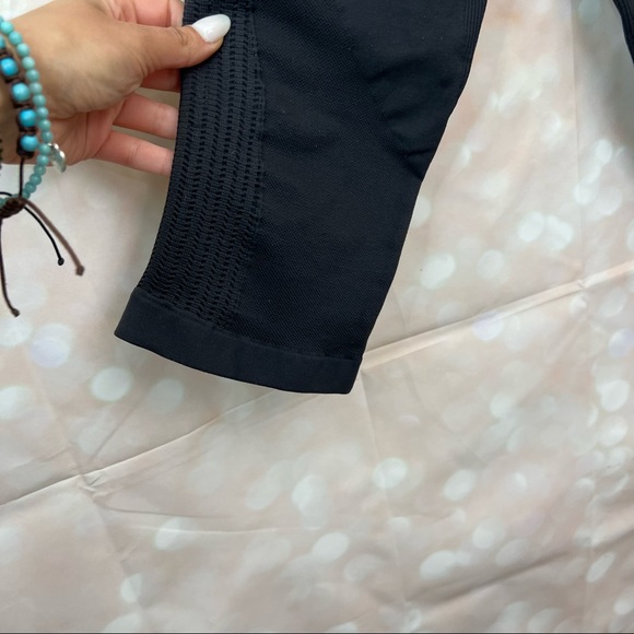 Lululemon In The Flow Crop II Leggings in Heathered Deep Coal - Picture 7 of 12